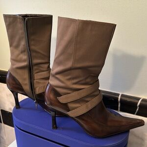 ❣️🍀Boots with pointy toes and spike heels!Totally on trend and priced right!🍀